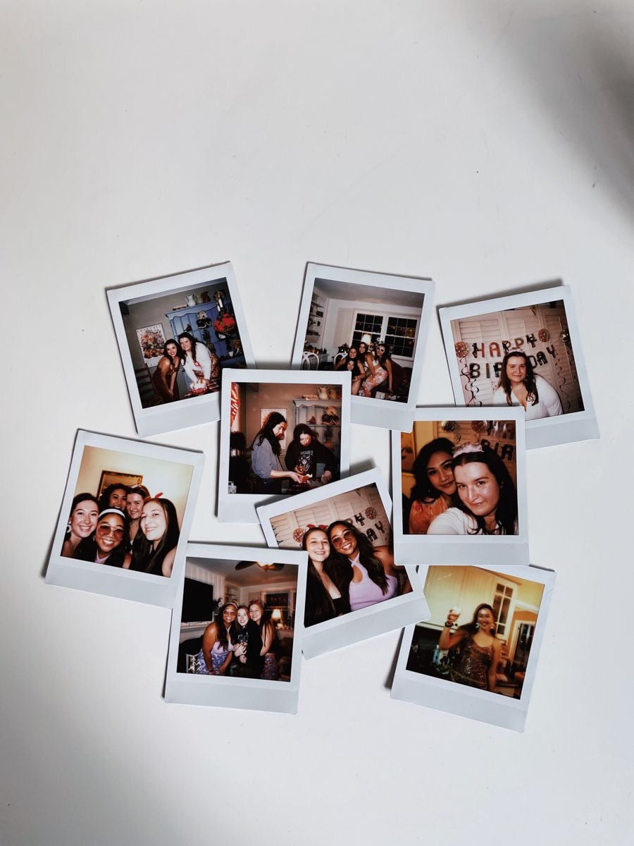 Photos  Polaroid