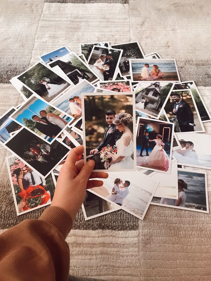 Photos  Polaroid